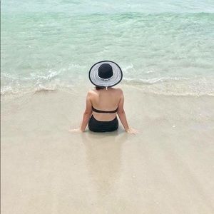 Meet your Posher, Stephanie n daniel